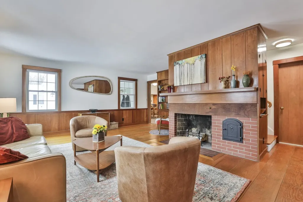 10 Wood Street Nashua NH 03064