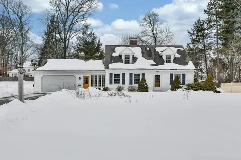 10 Wood Street Nashua NH 03064