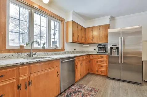 10 Wood Street Nashua NH 03064