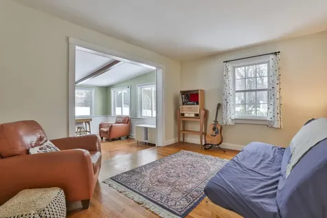 10 Wood Street Nashua NH 03064