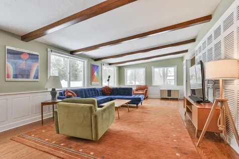 10 Wood Street Nashua NH 03064