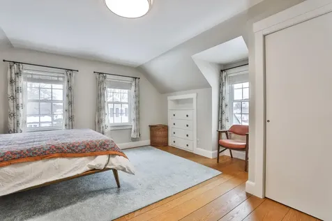 10 Wood Street Nashua NH 03064