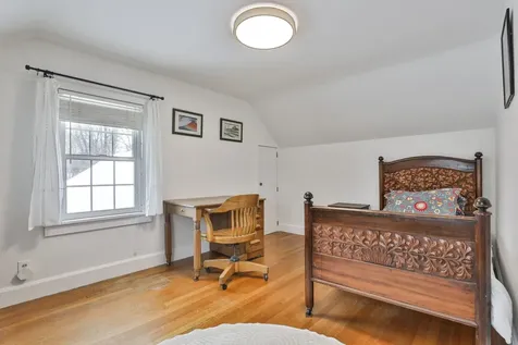 10 Wood Street Nashua NH 03064