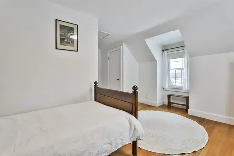 10 Wood Street Nashua NH 03064