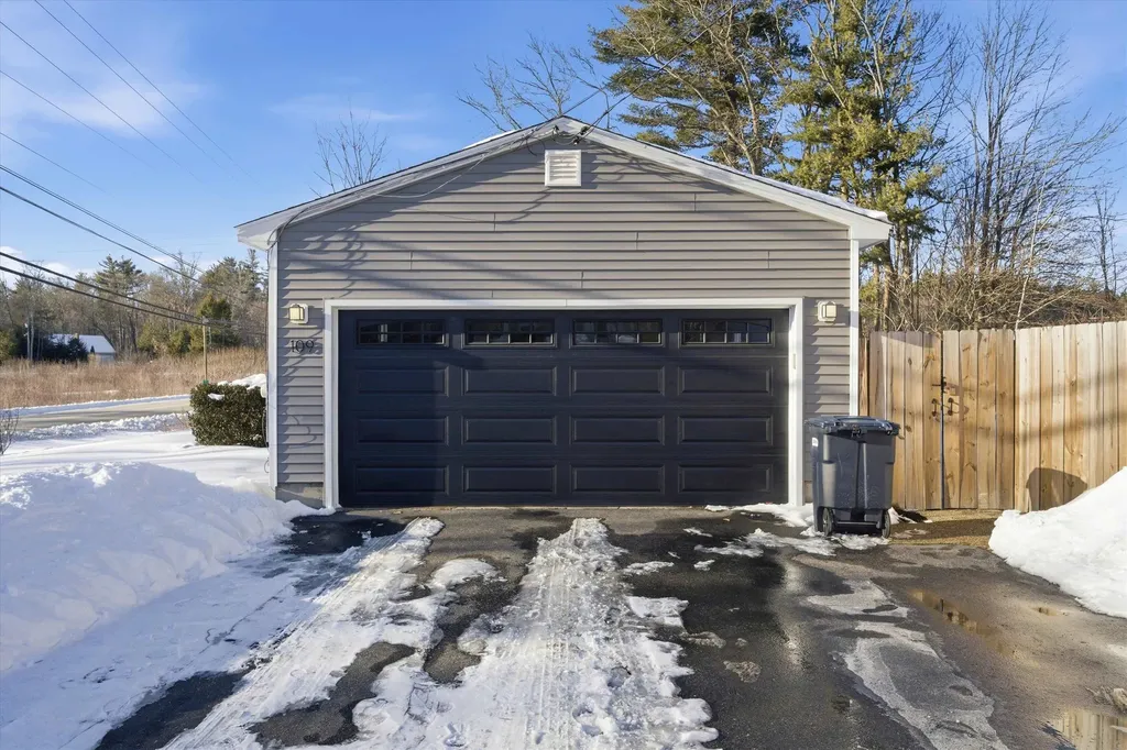 109 Bypass 28 Derry NH 03038