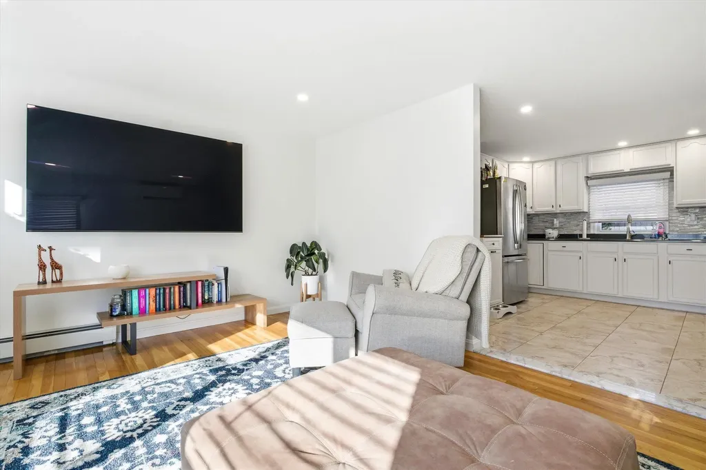 109 Bypass 28 Derry NH 03038