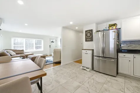 109 Bypass 28 Derry NH 03038