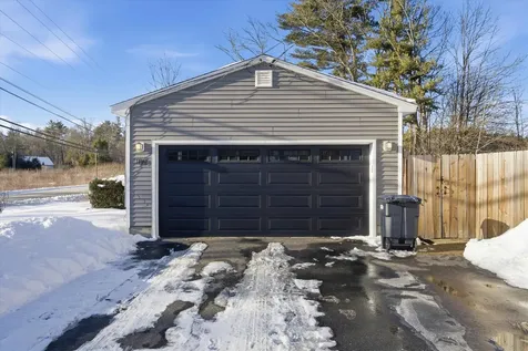 109 Bypass 28 Derry NH 03038