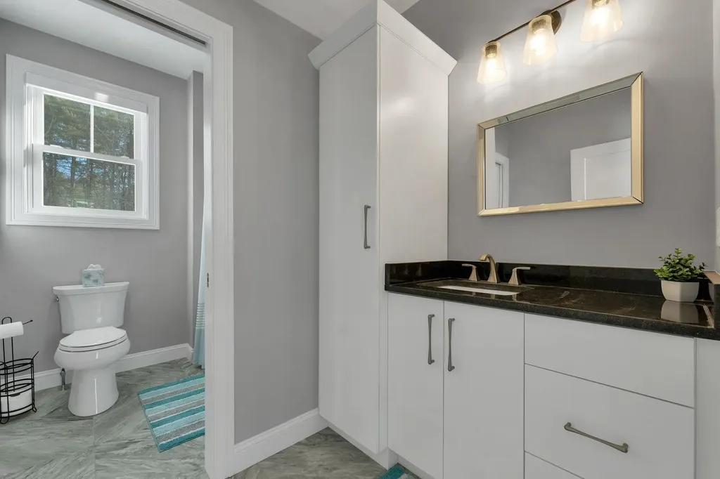 7 Lilac Ridge Road Windham NH 03087