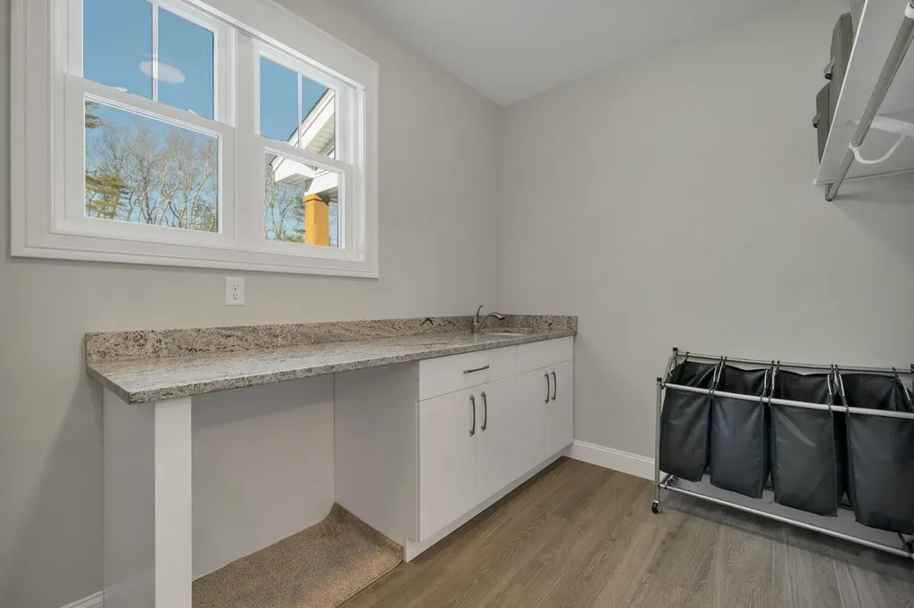 7 Lilac Ridge Road Windham NH 03087