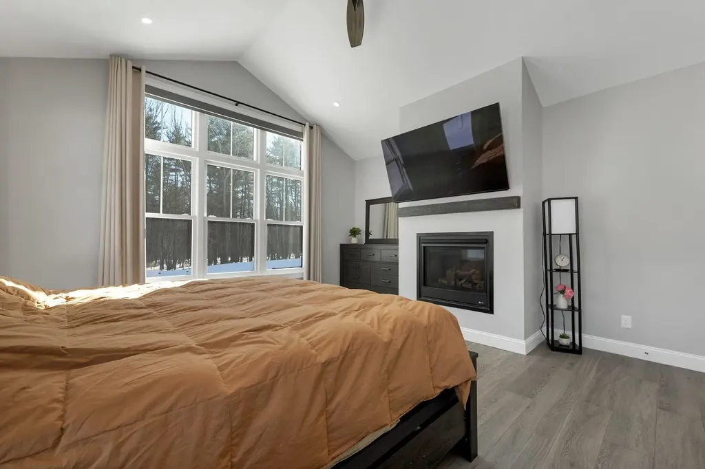 7 Lilac Ridge Road Windham NH 03087