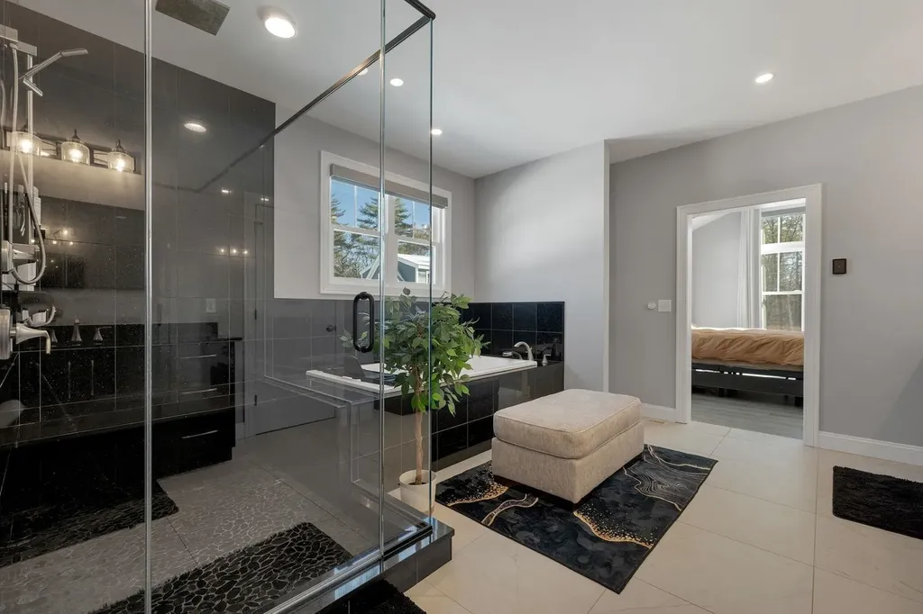 7 Lilac Ridge Road Windham NH 03087