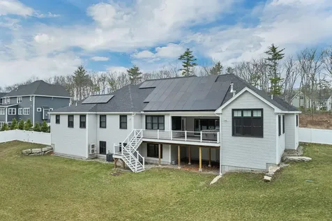 7 Lilac Ridge Road Windham NH 03087