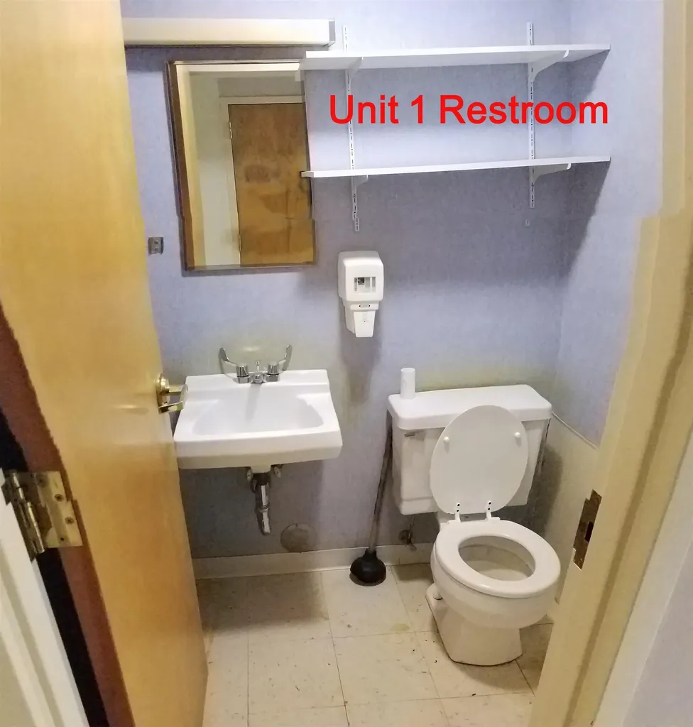 184 Mammoth Road Londonderry NH 03053