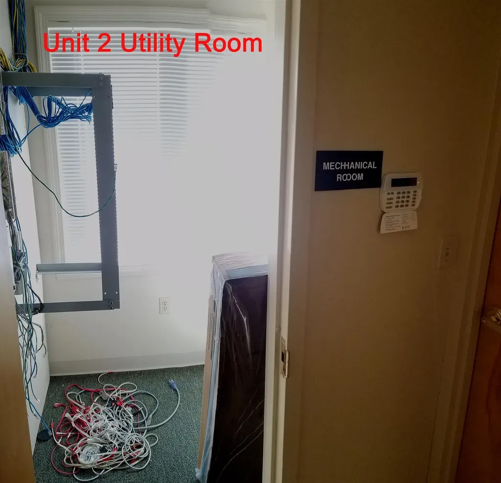 184 Mammoth Road Londonderry NH 03053