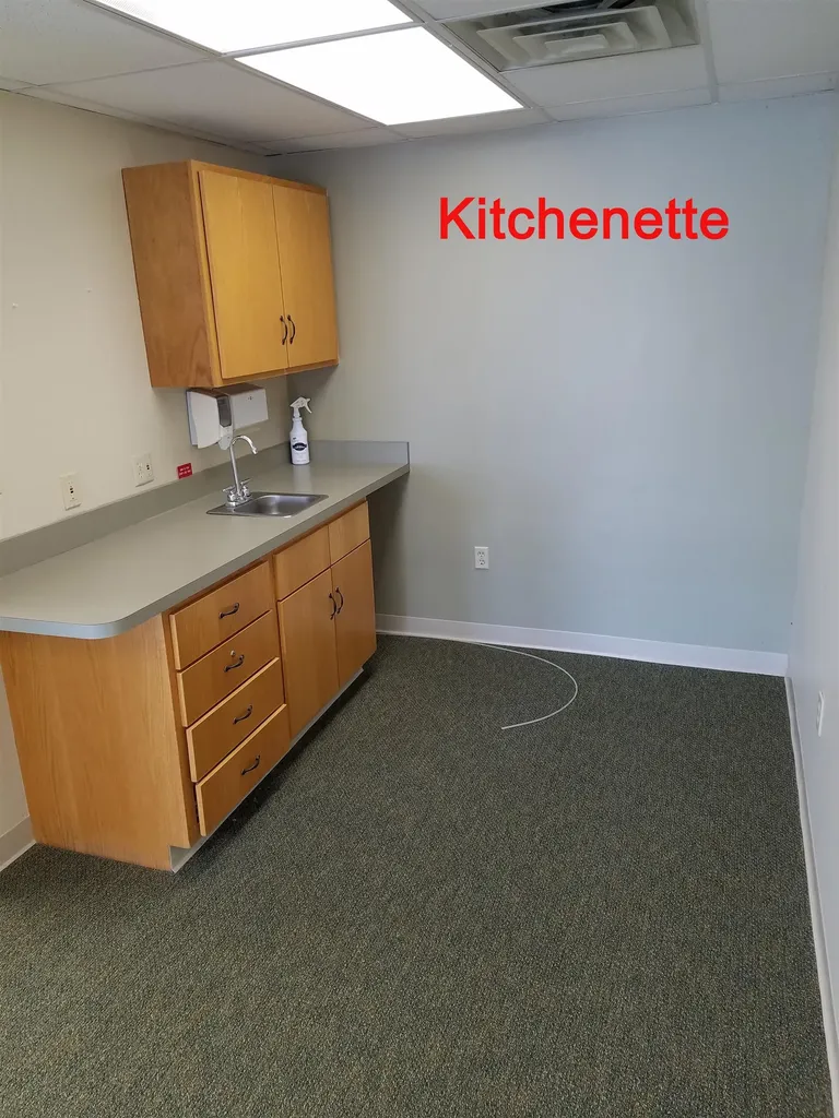 184 Mammoth Road Londonderry NH 03053