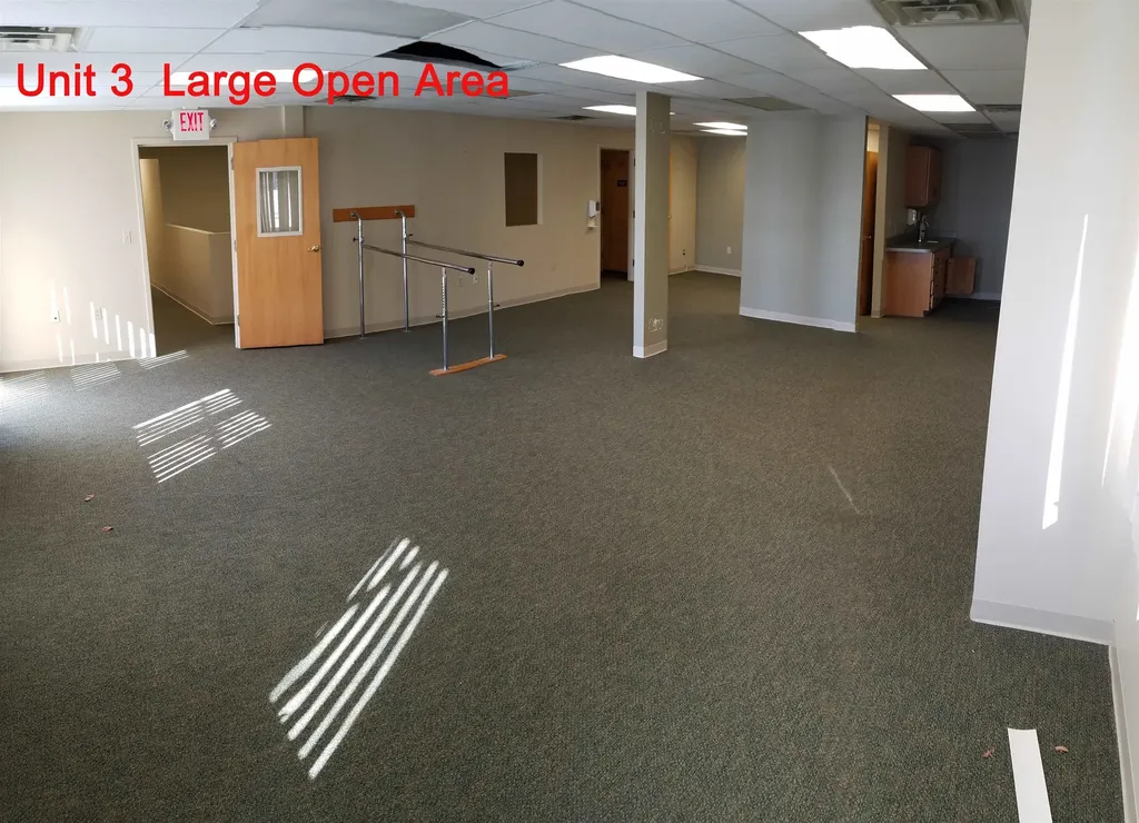 184 Mammoth Road Londonderry NH 03053