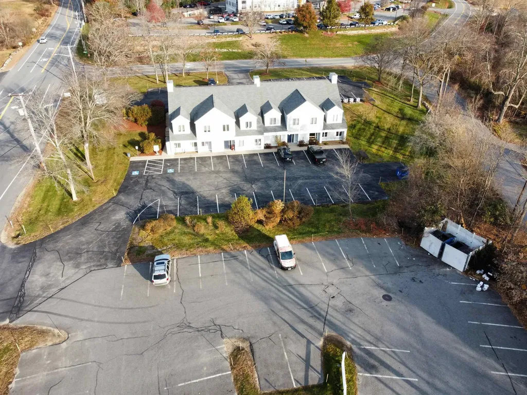 184 Mammoth Road Londonderry NH 03053