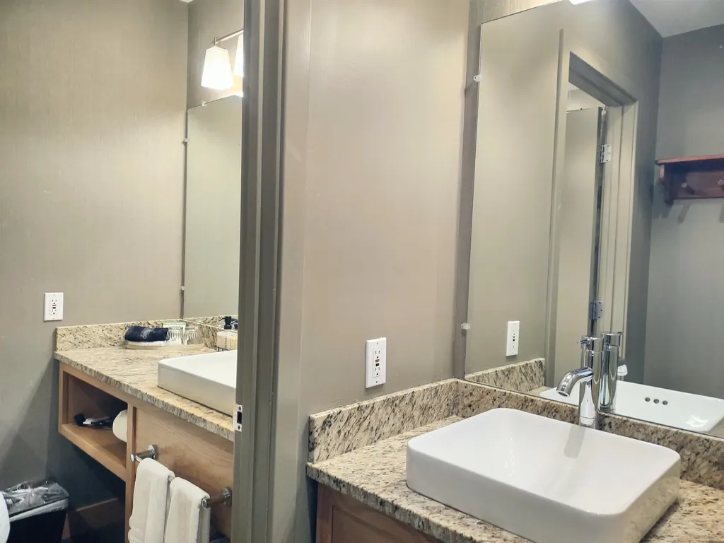 228 East Mountain Road Killington VT 05751