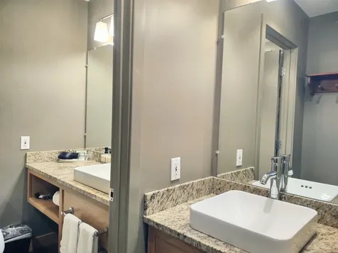 228 East Mountain Road Killington VT 05751