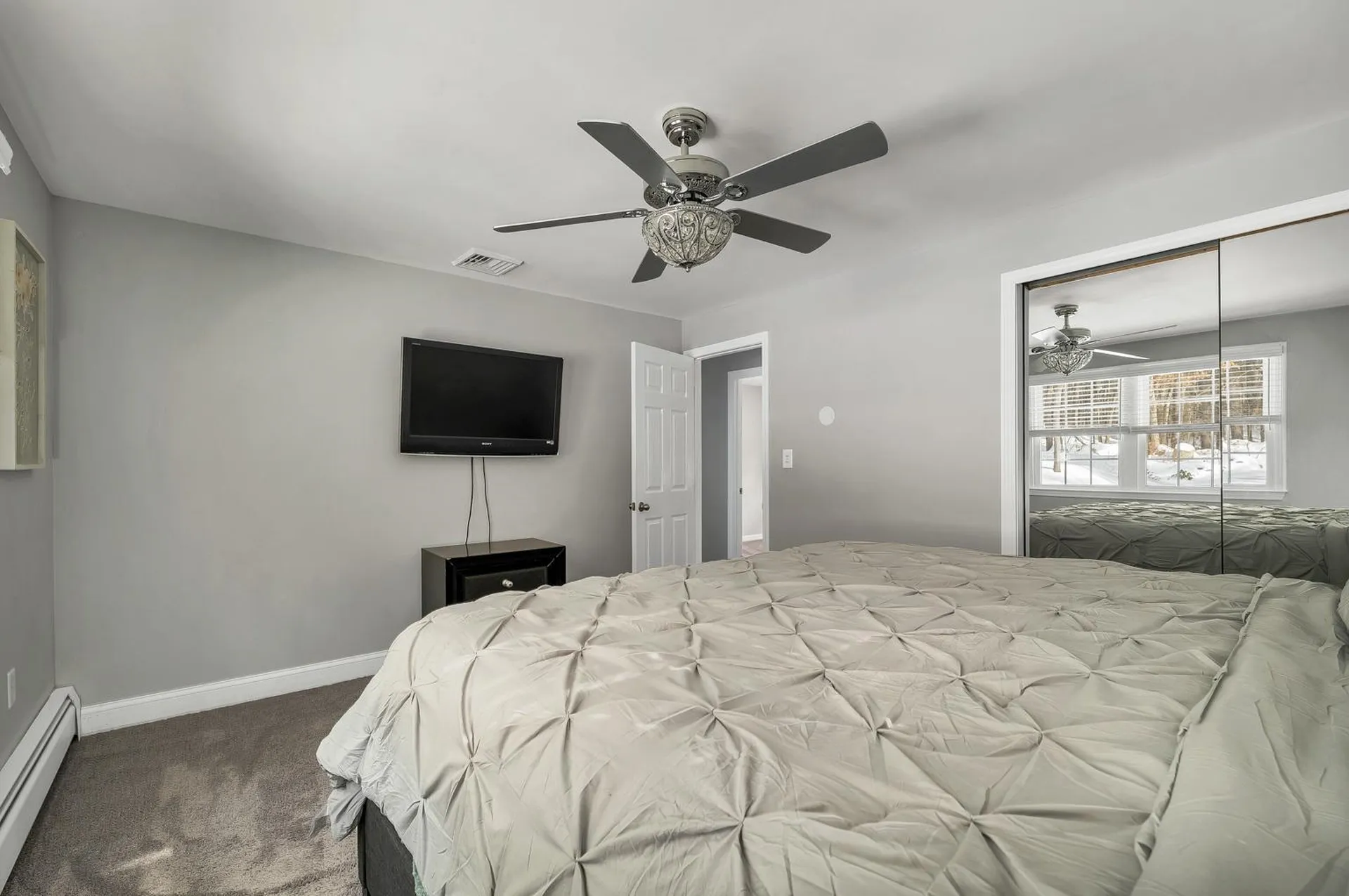 17 Twilight Drive Nashua NH 03062