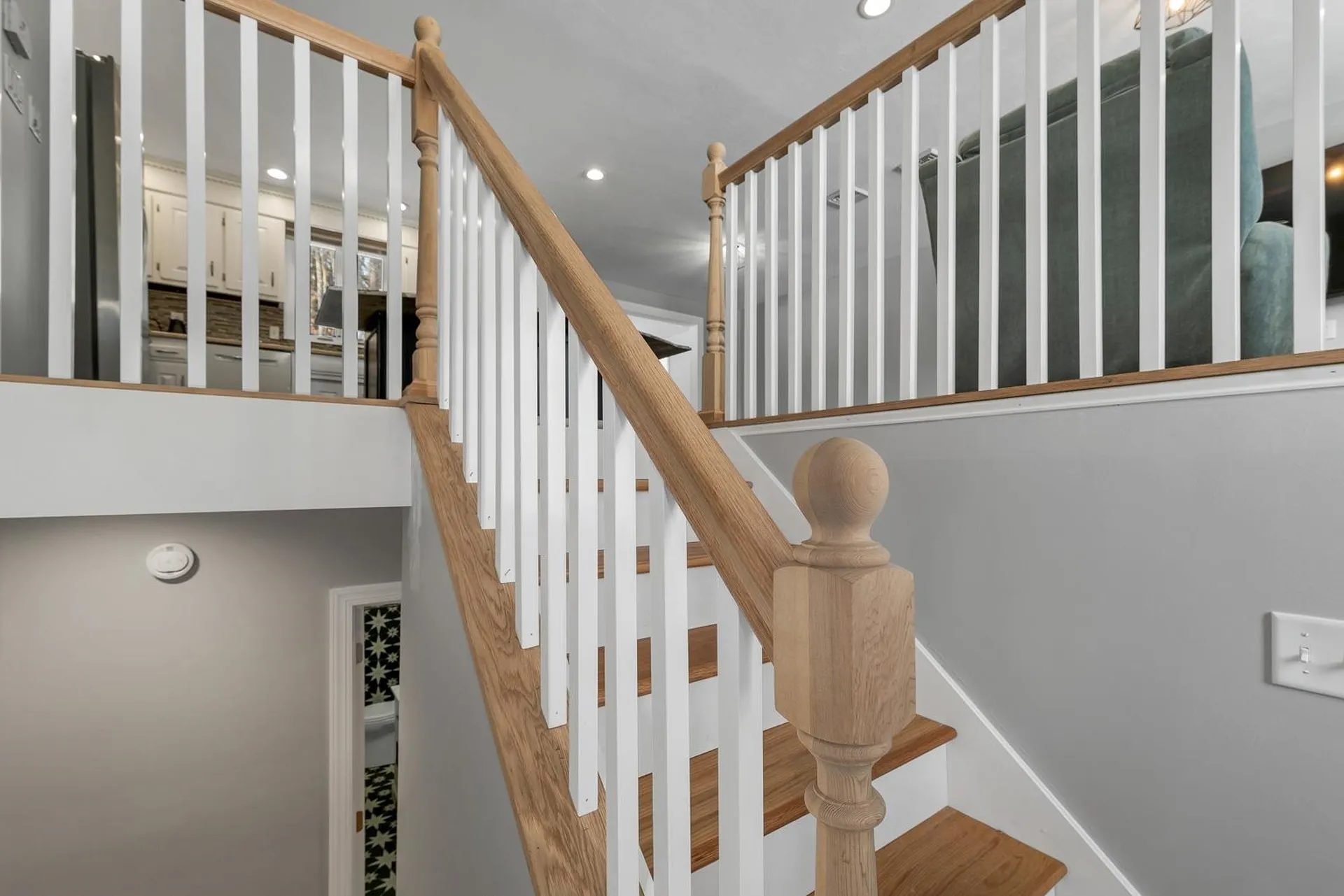 17 Twilight Drive Nashua NH 03062