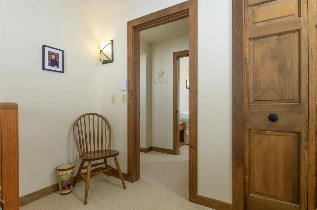 879 East Ash Road Plymouth VT 05056