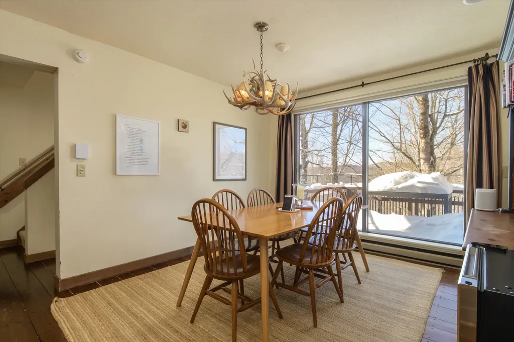 879 East Ash Road Plymouth VT 05056