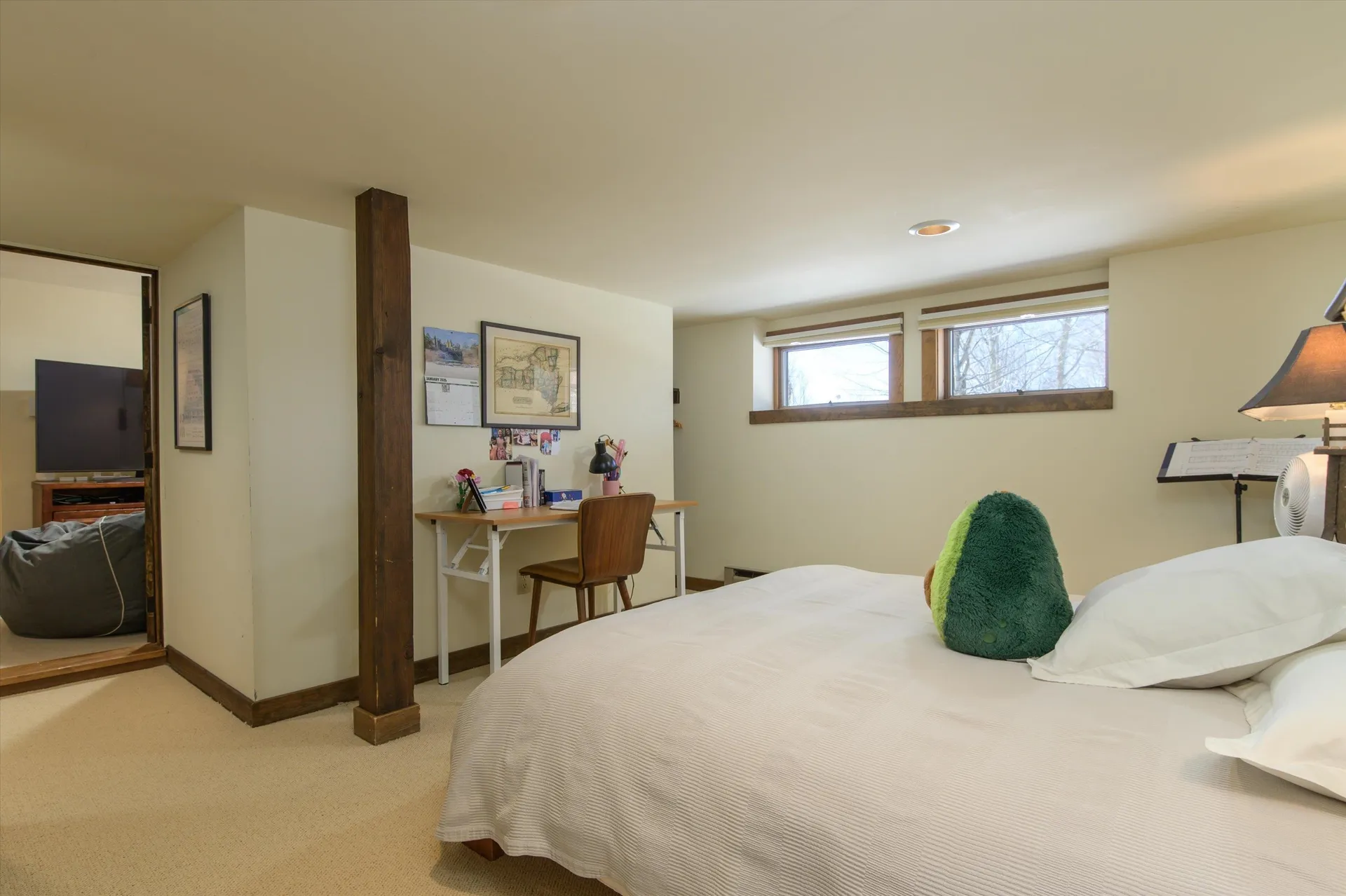 879 East Ash Road Plymouth VT 05056