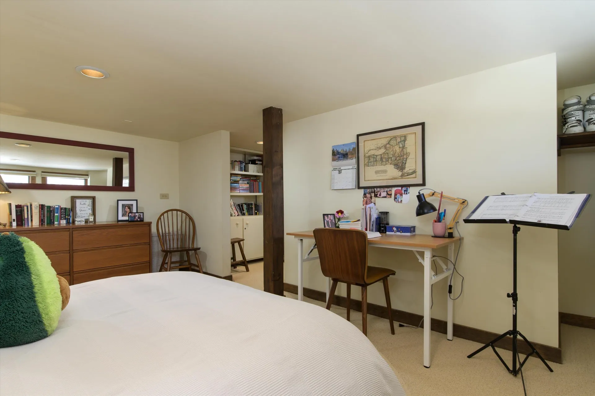 879 East Ash Road Plymouth VT 05056