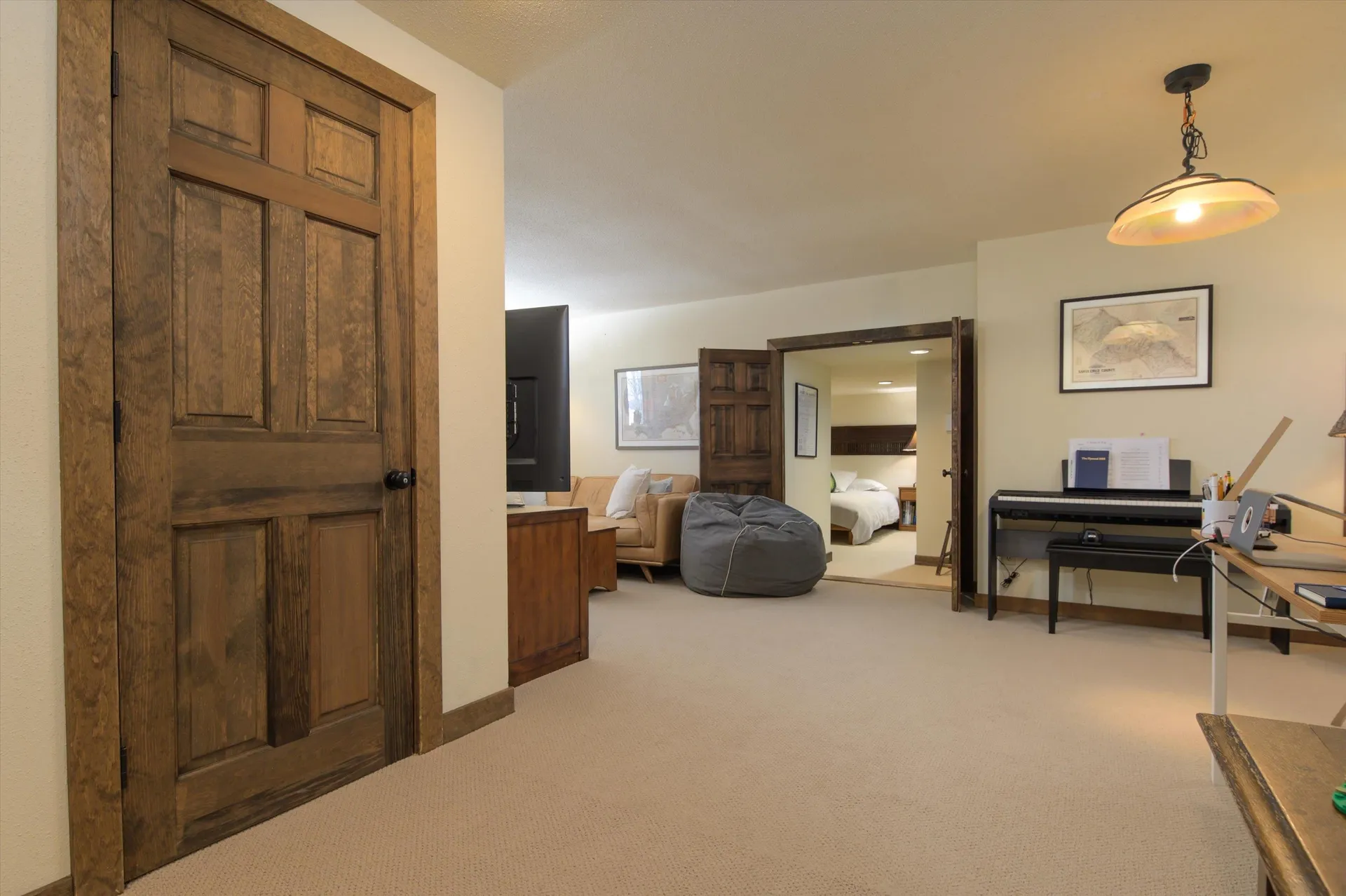 879 East Ash Road Plymouth VT 05056