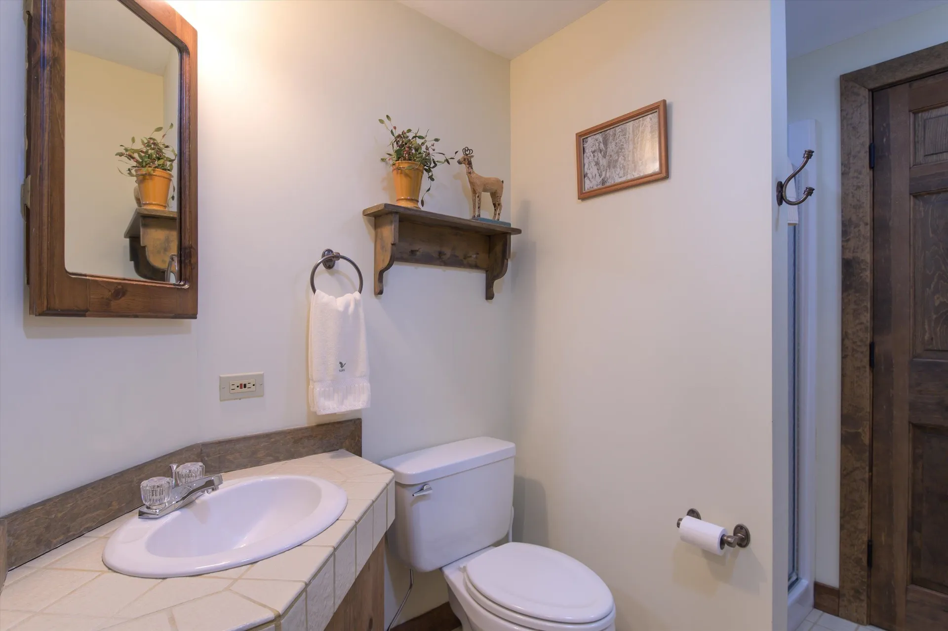 879 East Ash Road Plymouth VT 05056