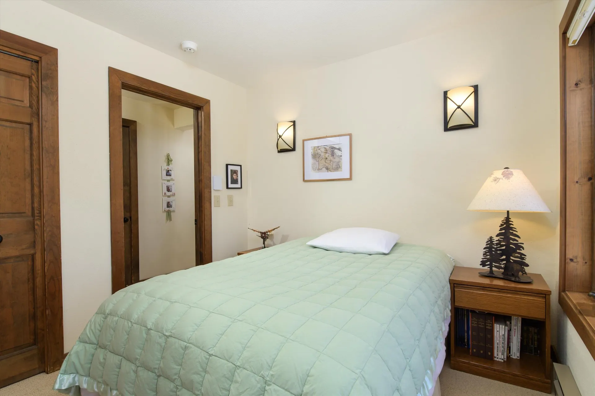 879 East Ash Road Plymouth VT 05056