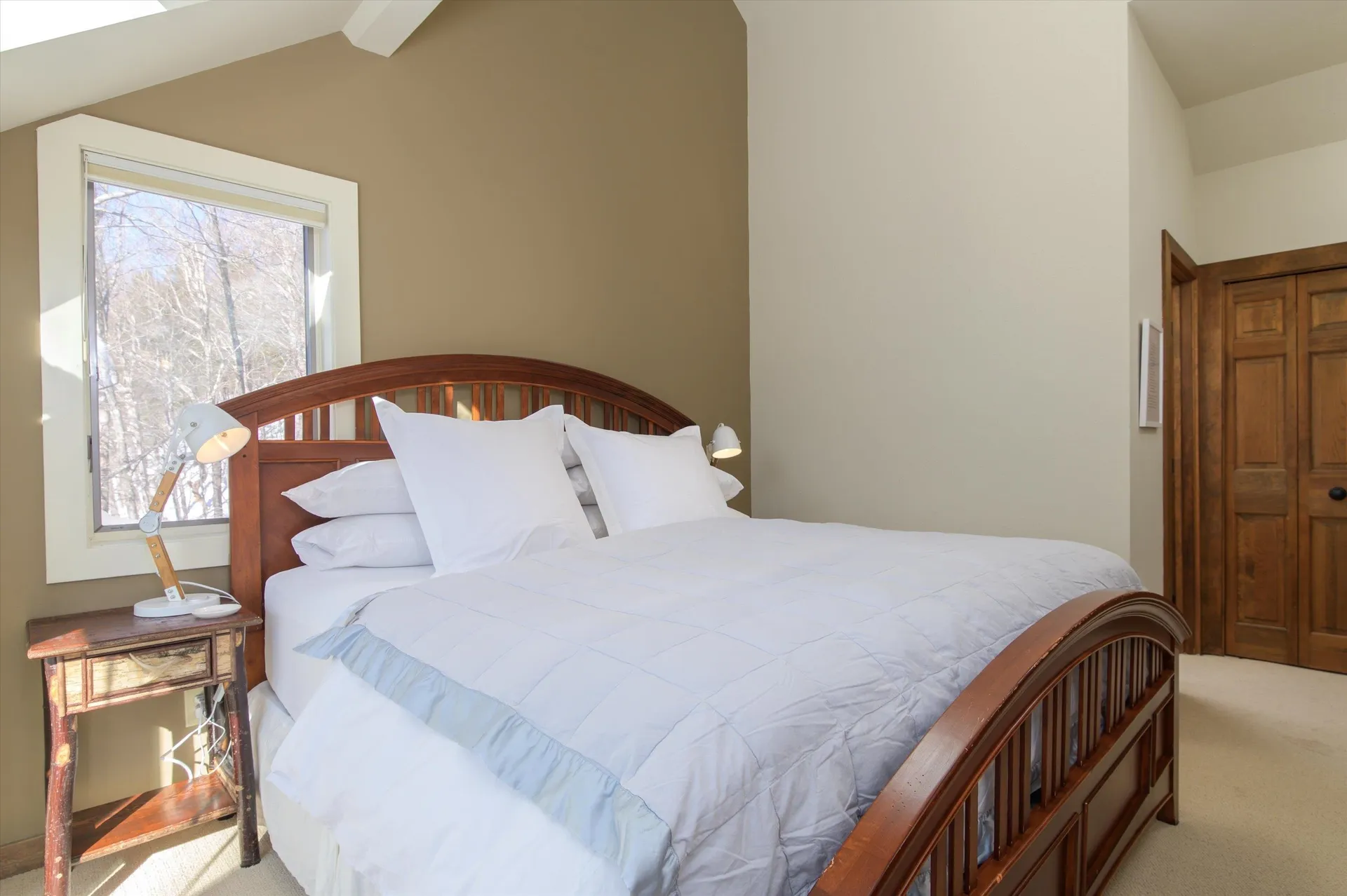 879 East Ash Road Plymouth VT 05056