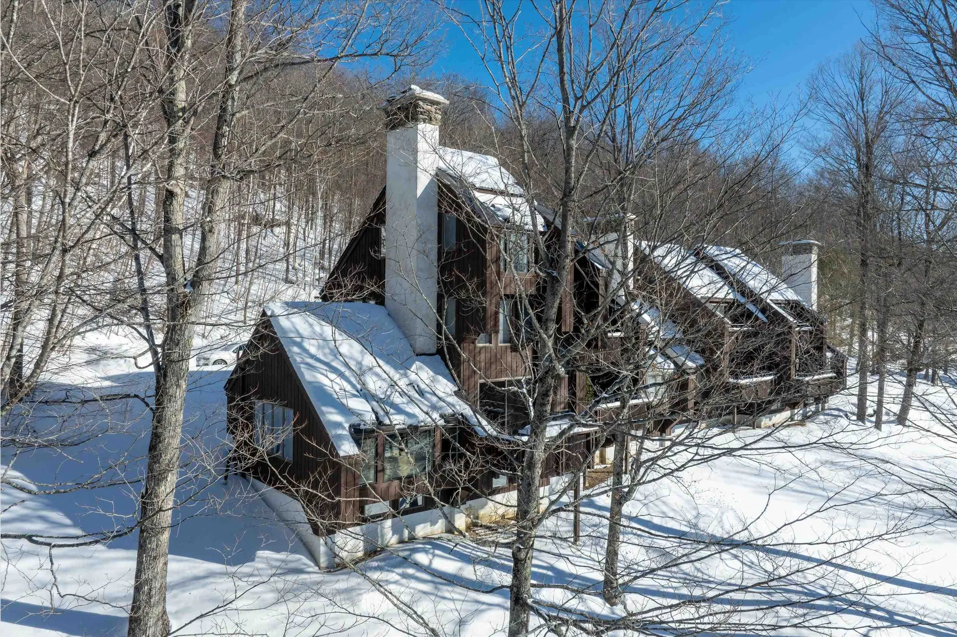 879 East Ash Road Plymouth VT 05056