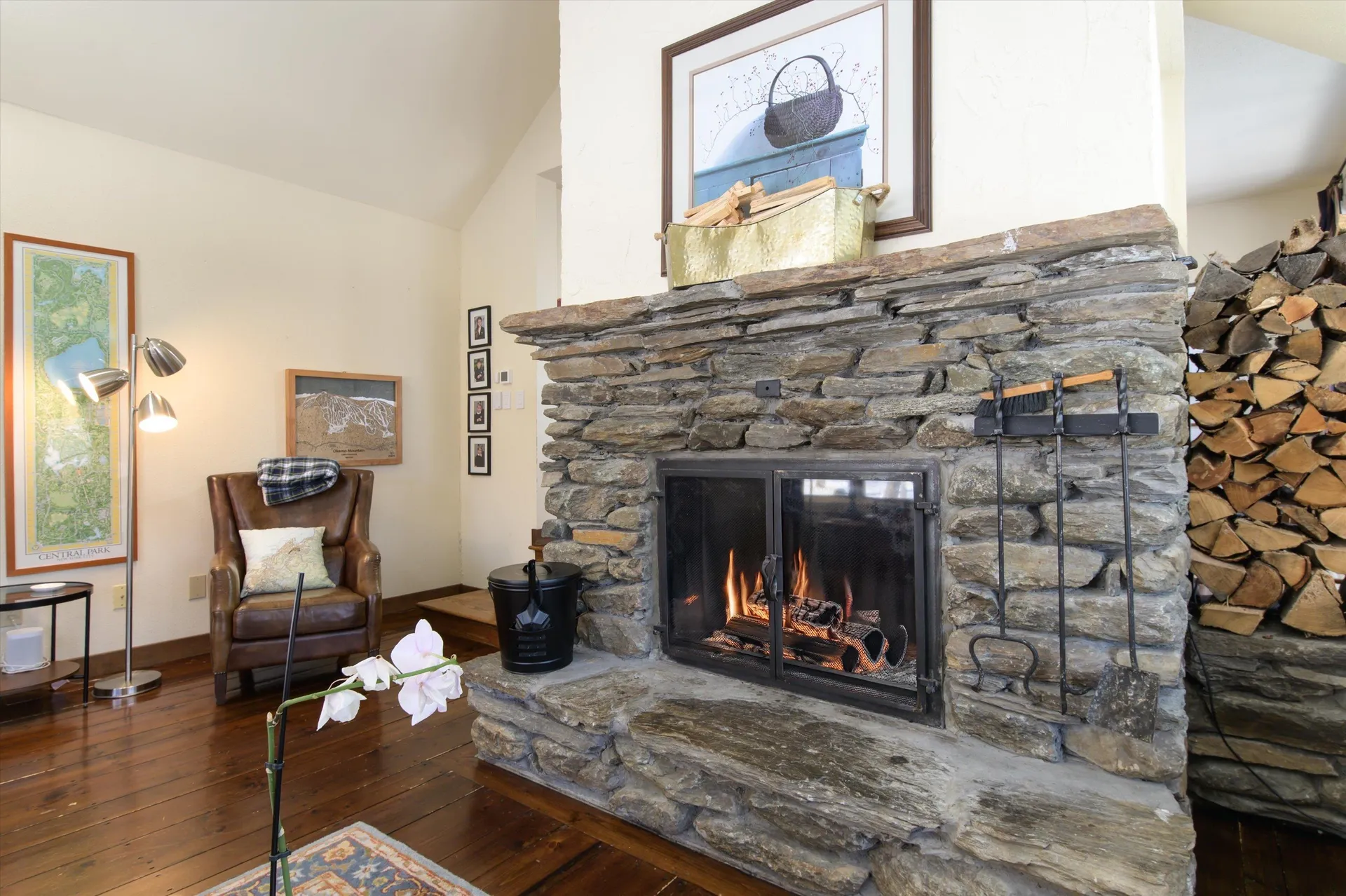 879 East Ash Road Plymouth VT 05056