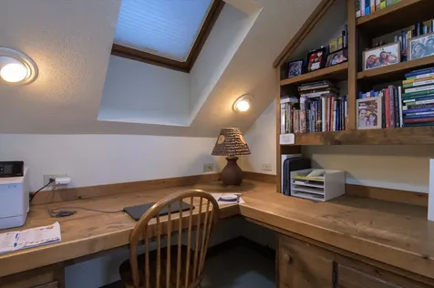 879 East Ash Road Plymouth VT 05056