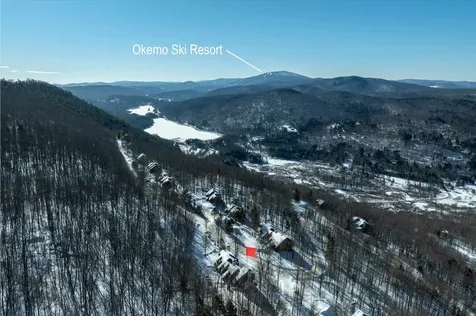 879 East Ash Road Plymouth VT 05056