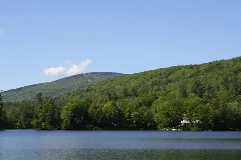 879 East Ash Road Plymouth VT 05056