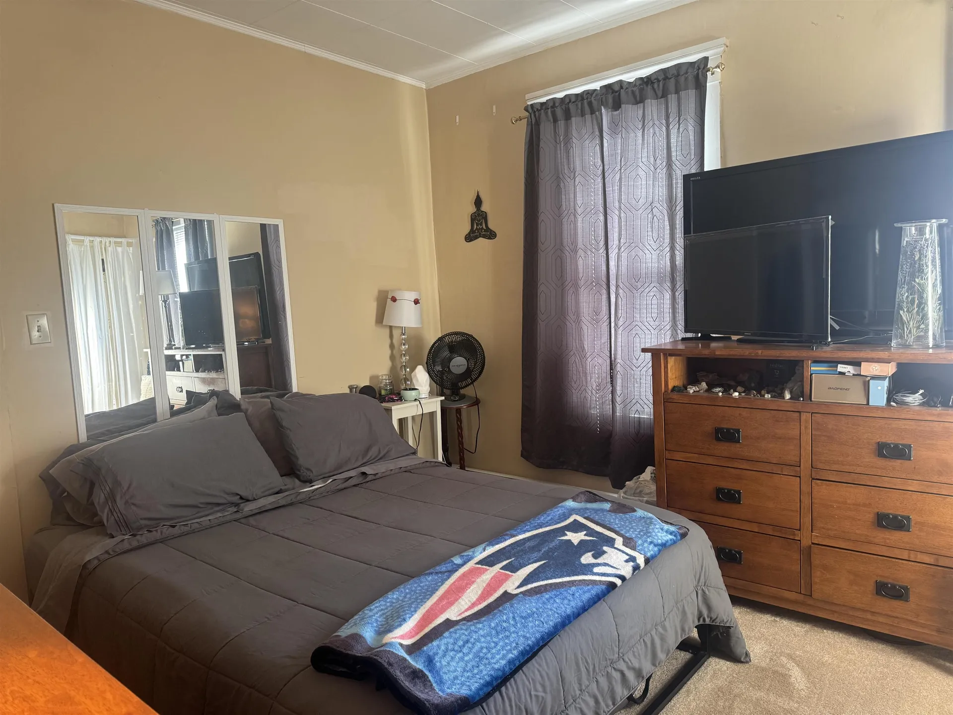 147 Hanover Street Lebanon NH 03766