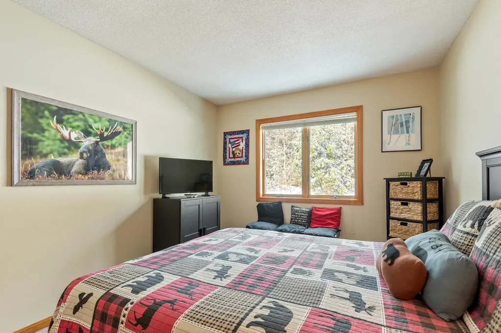 16 Purple Finch Road Conway NH 03860