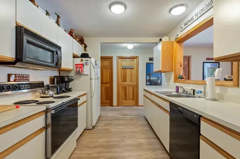 16 Purple Finch Road Conway NH 03860