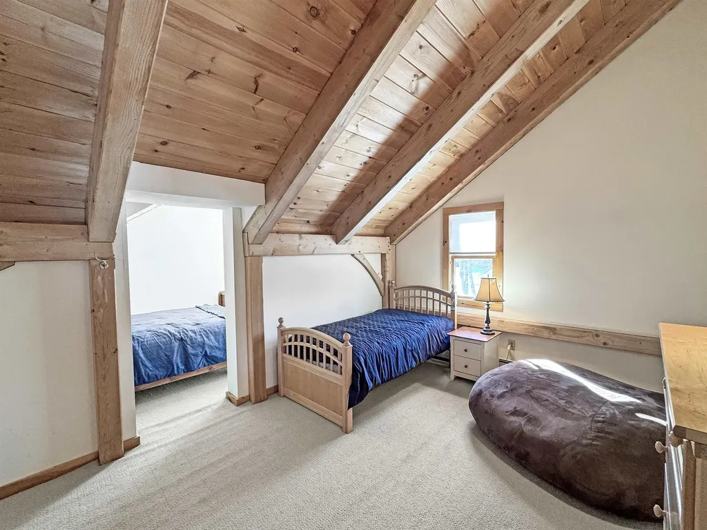 42 Airport Road Dover VT 05356