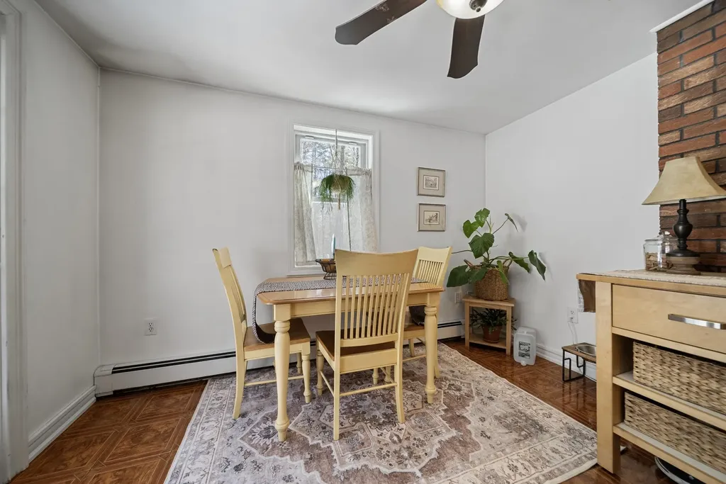 8 Chongor Drive Newton NH 03858