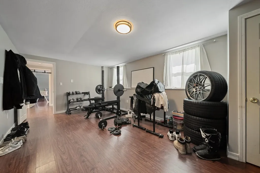 8 Chongor Drive Newton NH 03858