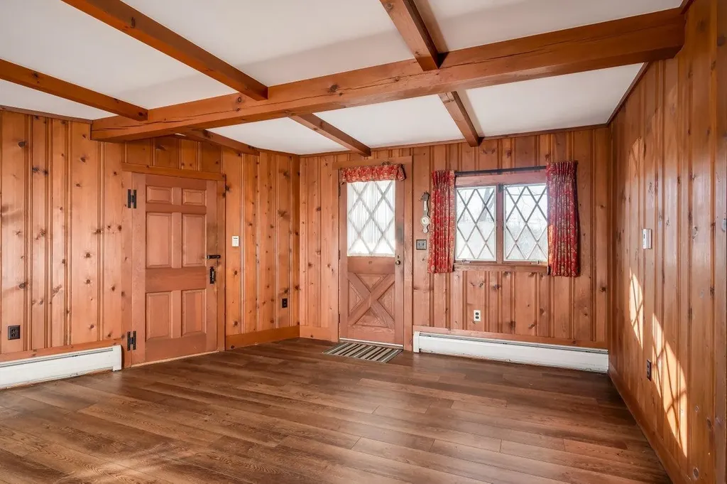 45 Weare Road Hampton Falls NH 03844