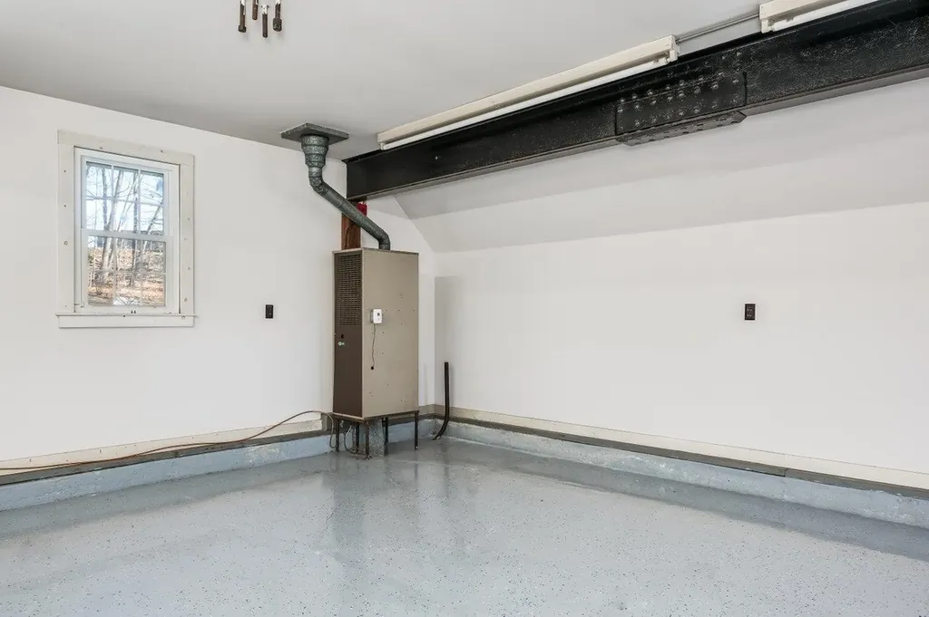 45 Weare Road Hampton Falls NH 03844