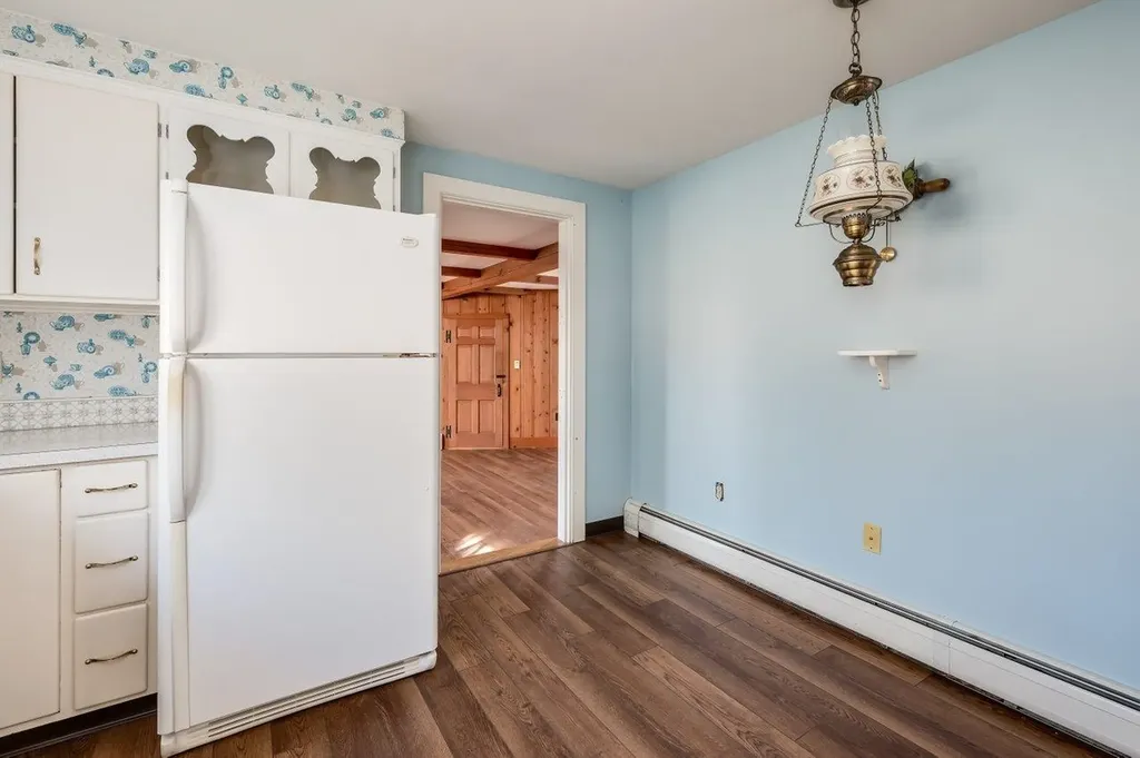 45 Weare Road Hampton Falls NH 03844