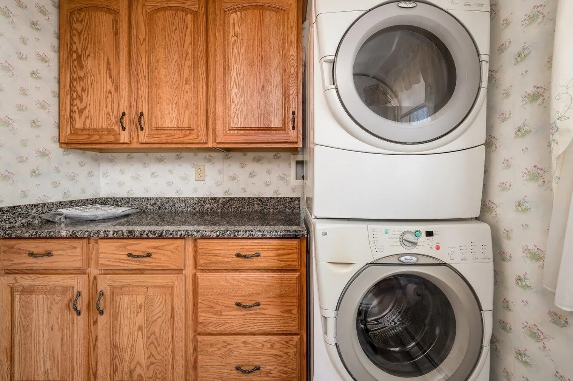 45 Weare Road Hampton Falls NH 03844