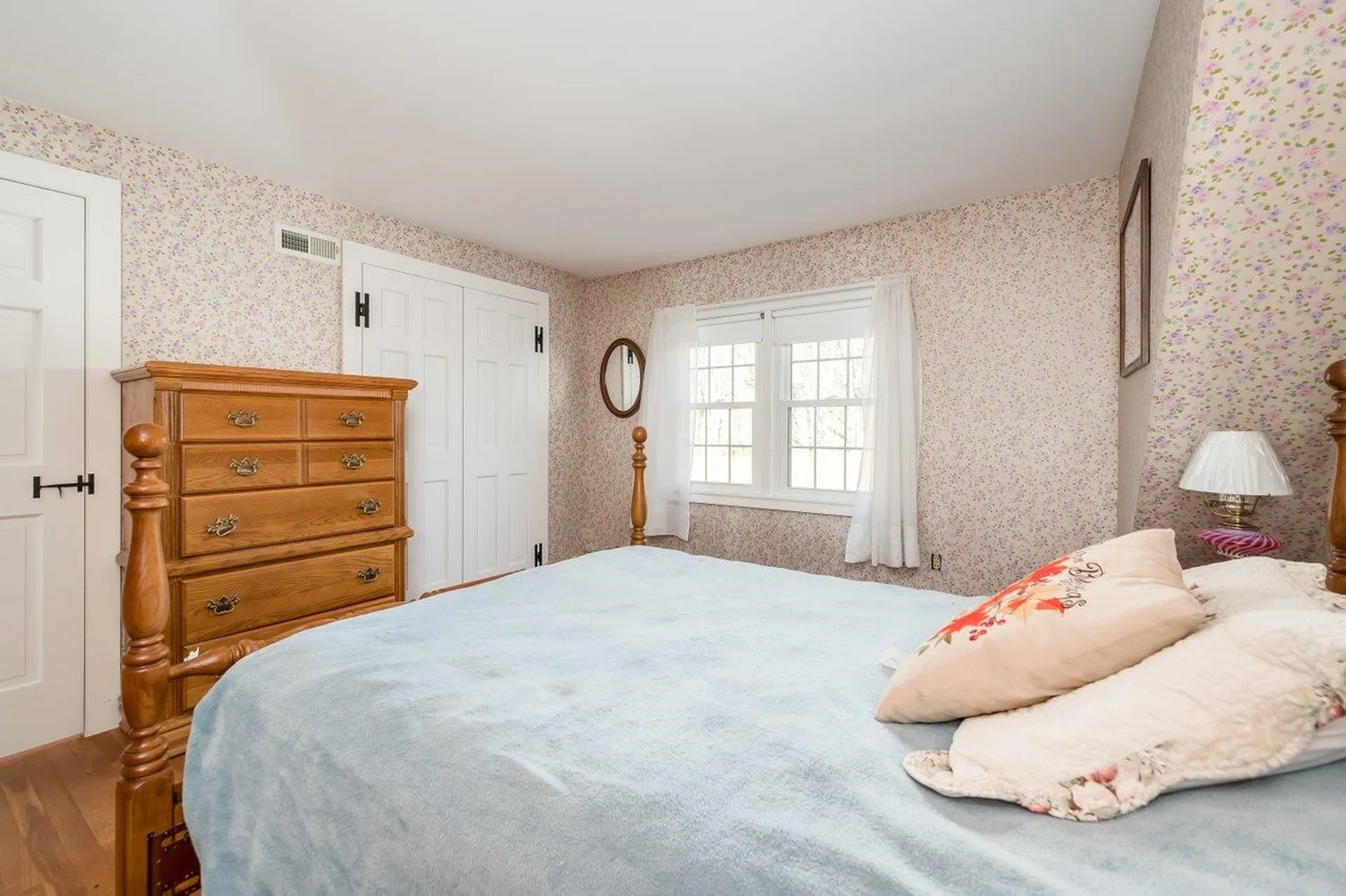 45 Weare Road Hampton Falls NH 03844